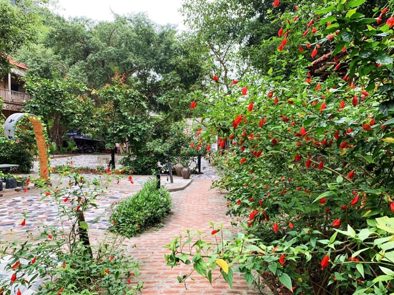 Trang An Lim Garden Hotel Xuan Son Exterior foto